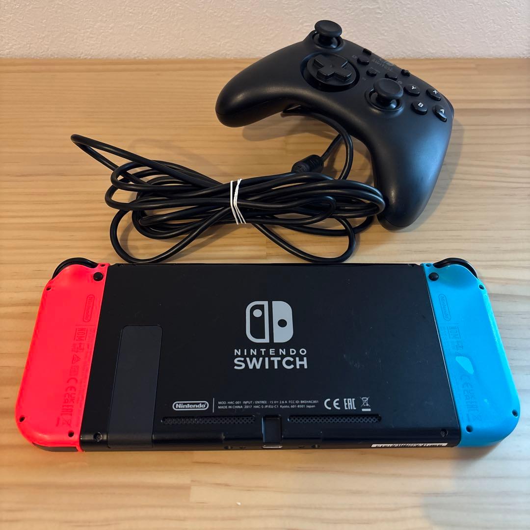 ニンテンドーSwitch本体　HORIコントローラー
