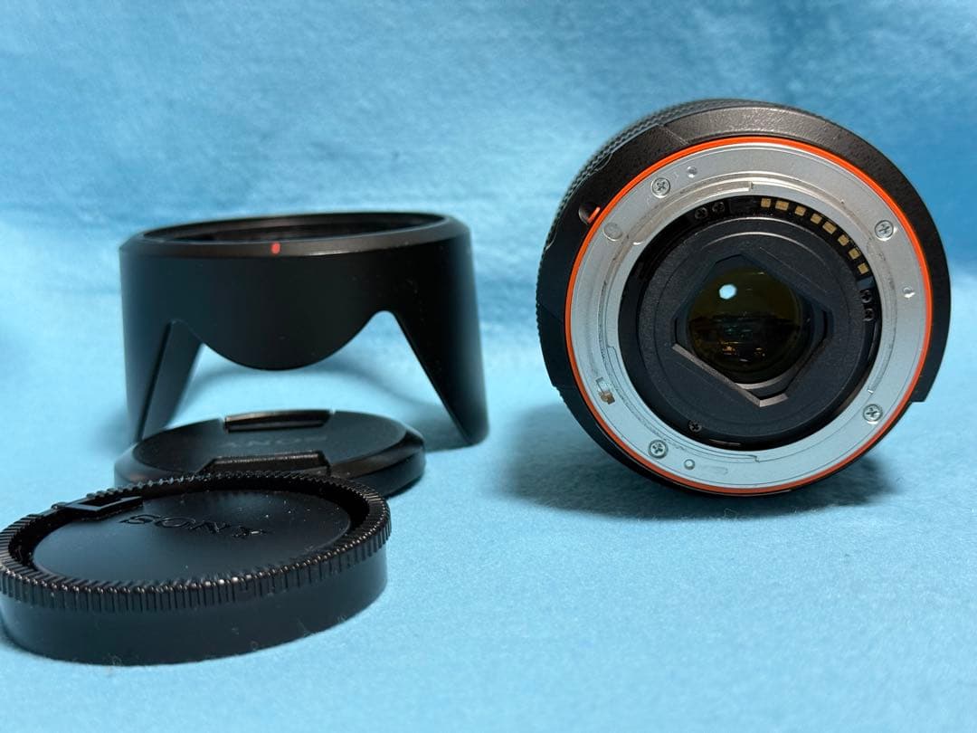 マウントアダプターLA-EA5 とSONY Aマウントレンズ2種
