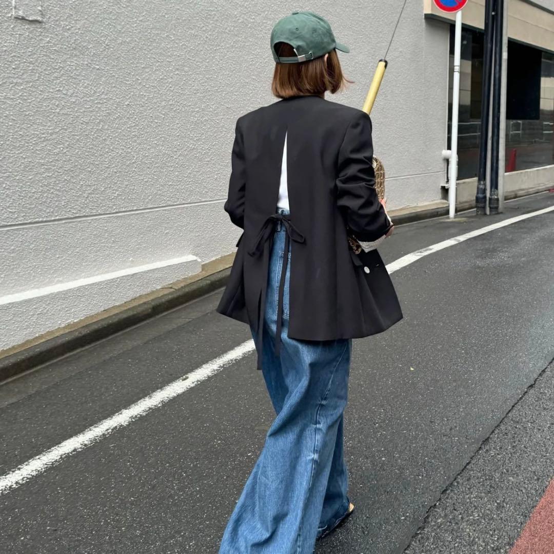 cygne ノーカラージャケット 黒 ダブルボタン