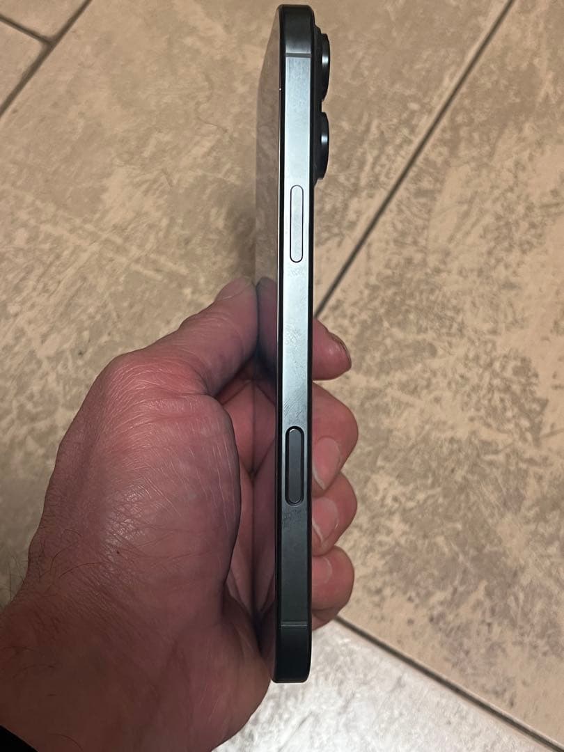 ち*く様 Apple iPhone 16 ProMAX 512GB