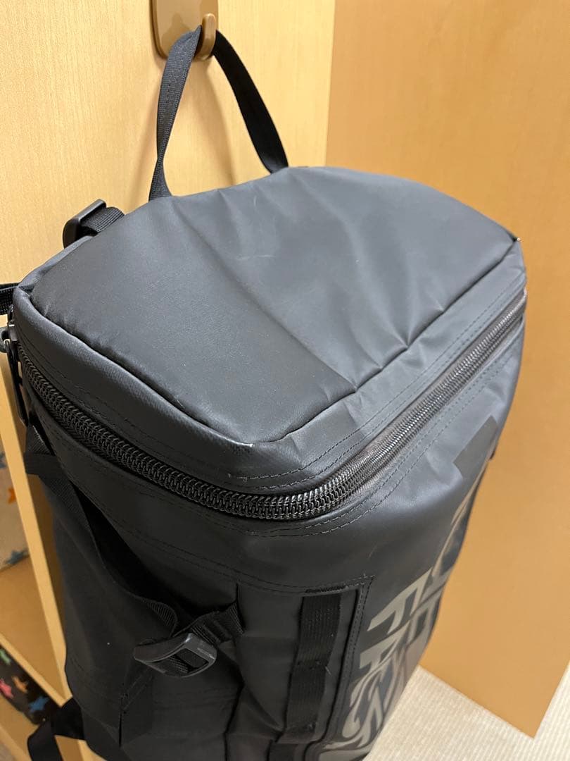 THE NORTH FACE ブラックリュック　ヒューズボックス