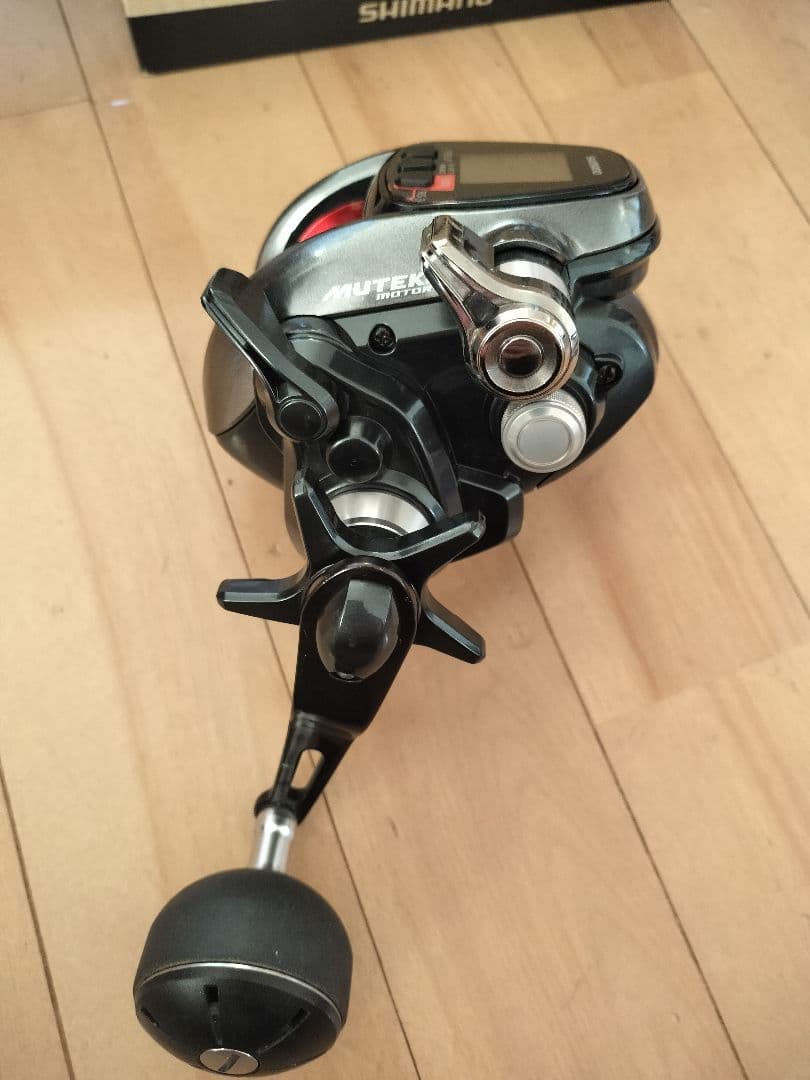 プレイズ3000　SHIMANO 電動リール