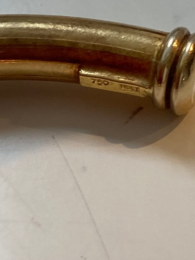 18k 750Italy 花柄バングル　中古です