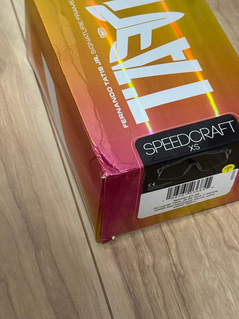 100%サングラスタティスJrモデル　サイズXS