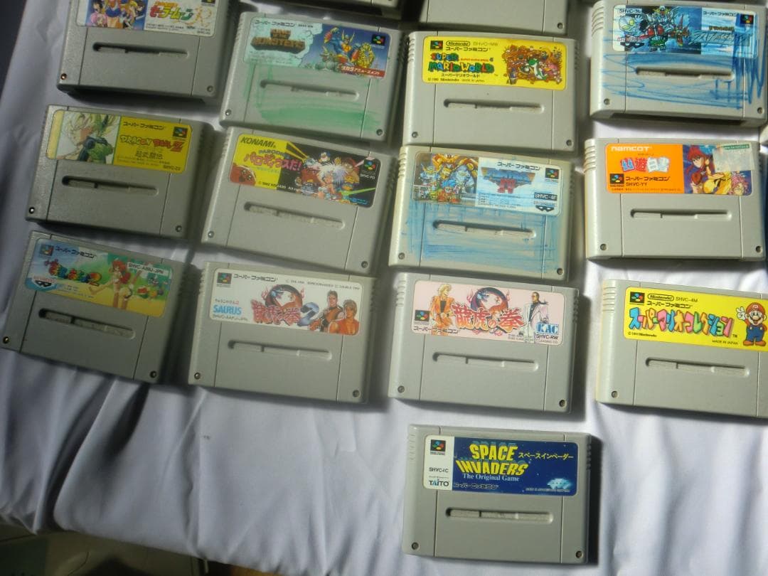 ジャンク品！スーパーファミコン本体とソフト大量まとめ売り！送料無料！