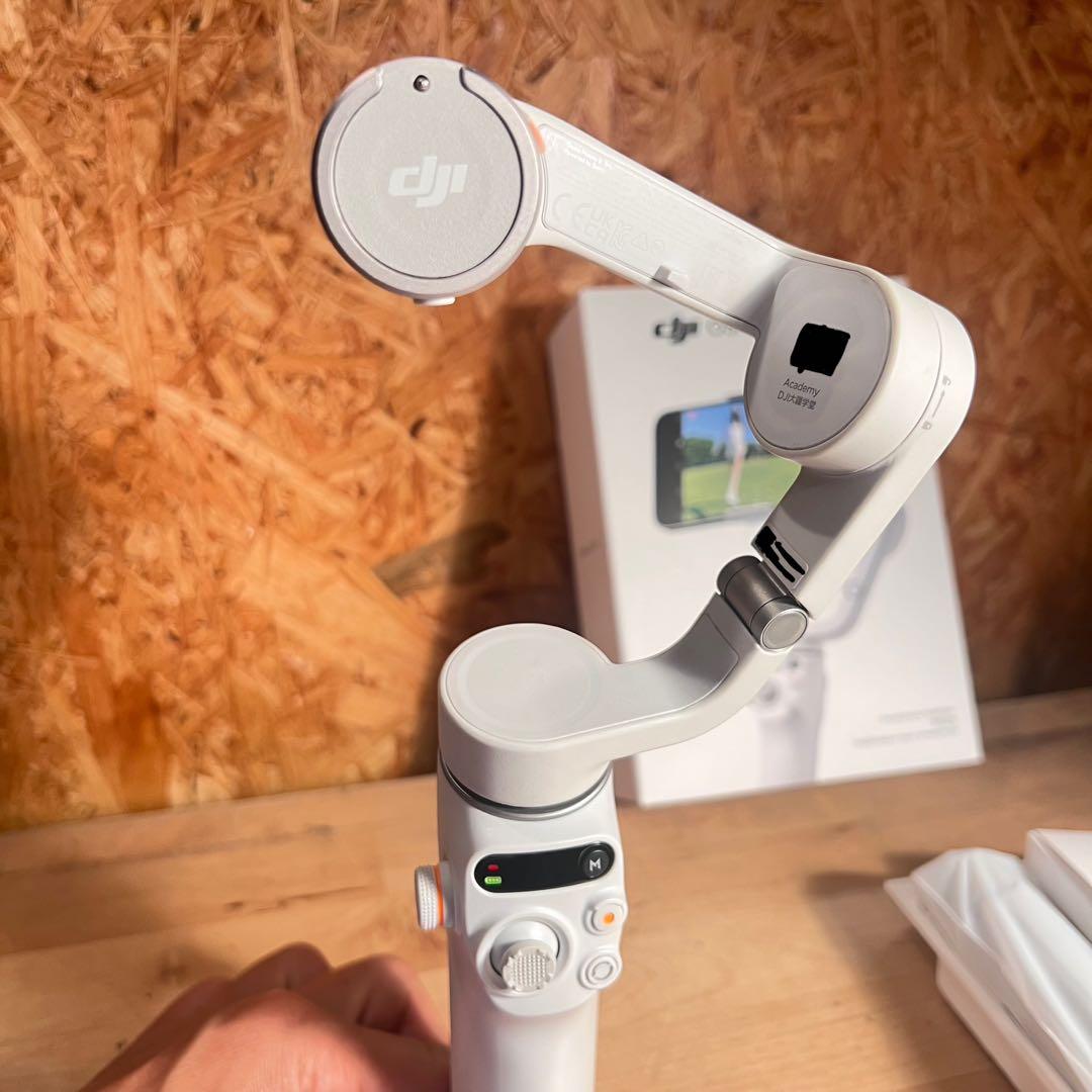 DJI Care Refresh保証付DJI Osmo Mobile 6ジンバル