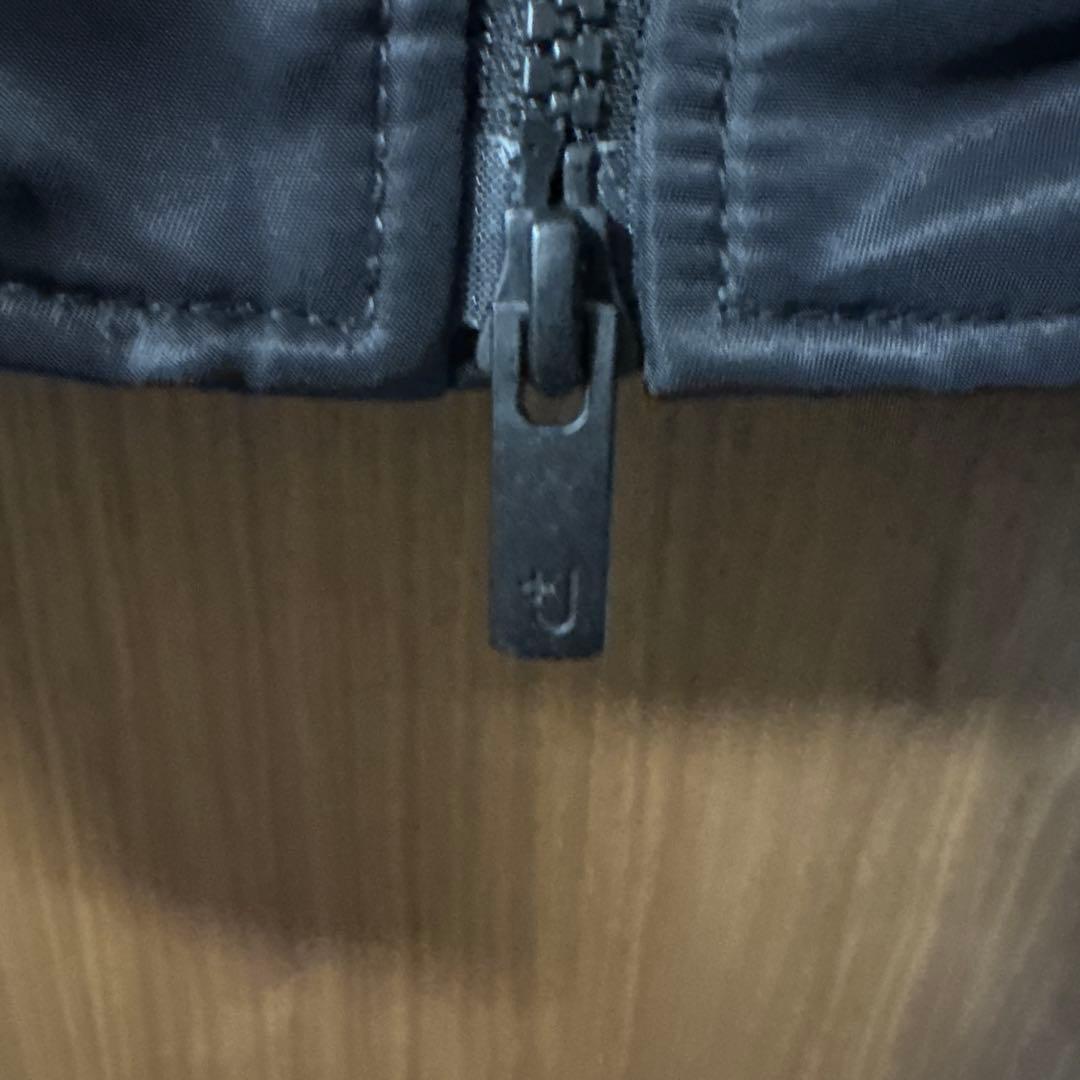 ユニクロ +J ハイブリッドダウンオーバーサイズ MA-1 ブラック XL