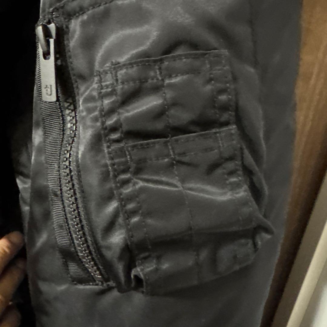 ユニクロ +J ハイブリッドダウンオーバーサイズ MA-1 ブラック XL