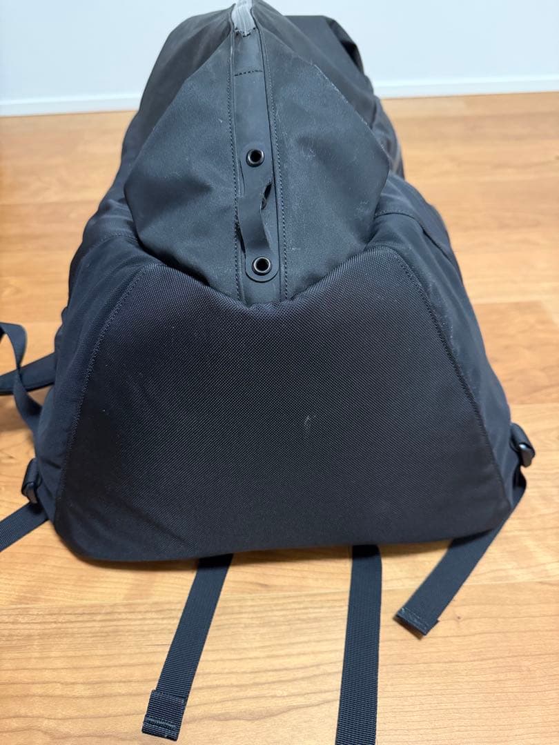 m*+様 ARC’TERYX ARRO 22 バックパック ブラック 22L