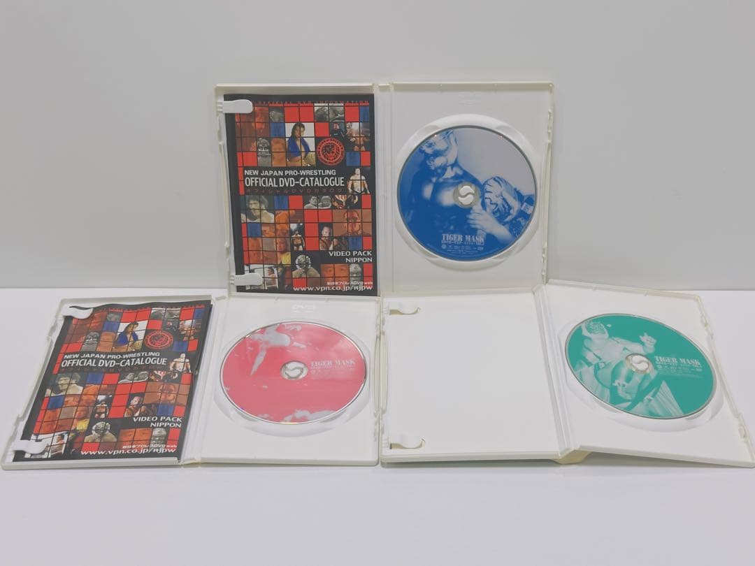 新日本プロレスリングオフィシャルDVD 初代タイガーマスク～猛虎伝説 3.4.5