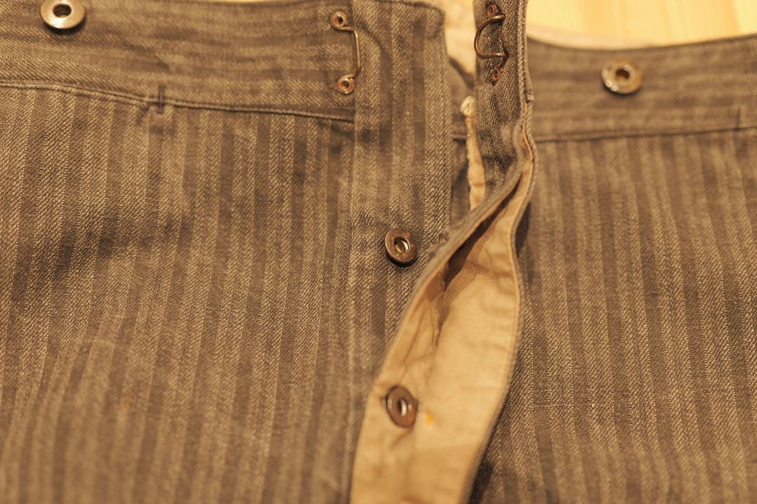 限定セール　モンサンミッシェル　ストライプ ワークパンツ グレー