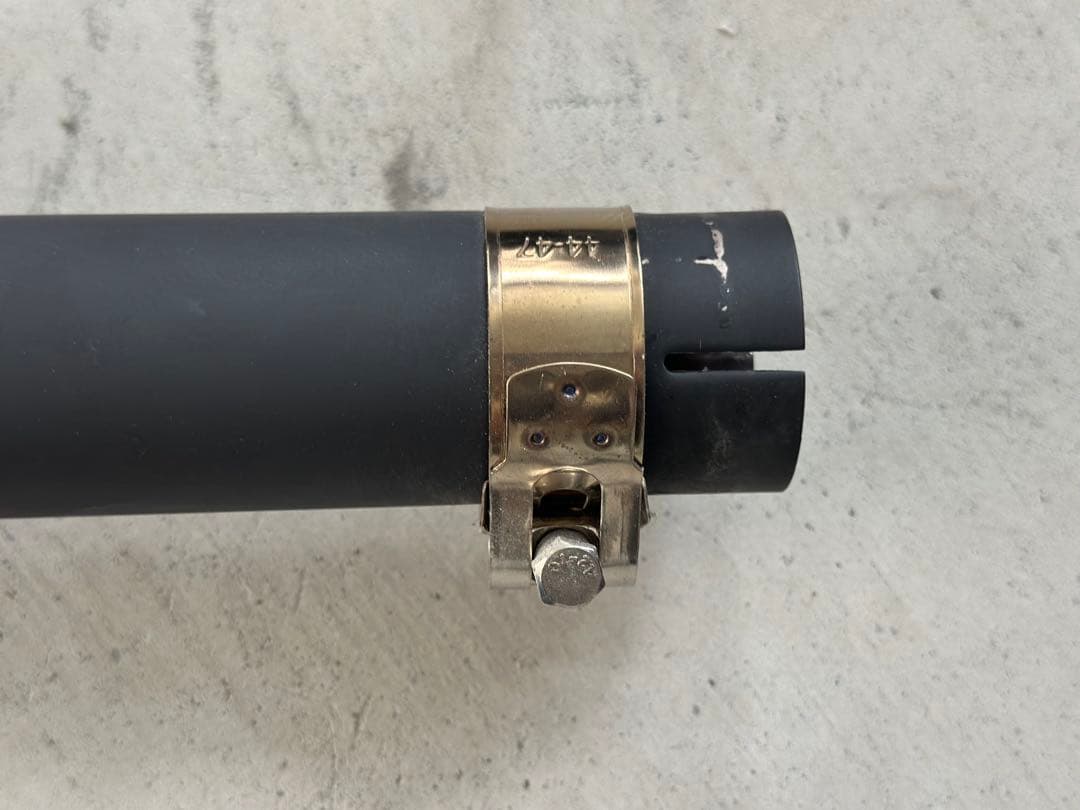 GOODS SR400(FI) テーパーコーン スリップオンマフラー ブラック