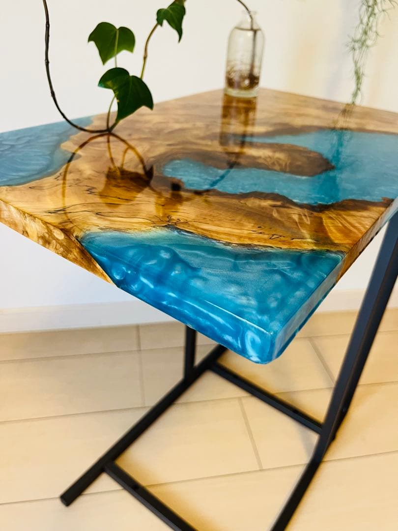 レジンテーブル　ソファテーブル　サイドテーブル　栃