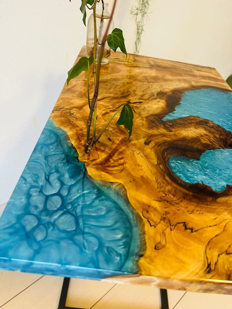 レジンテーブル　ソファテーブル　サイドテーブル　栃