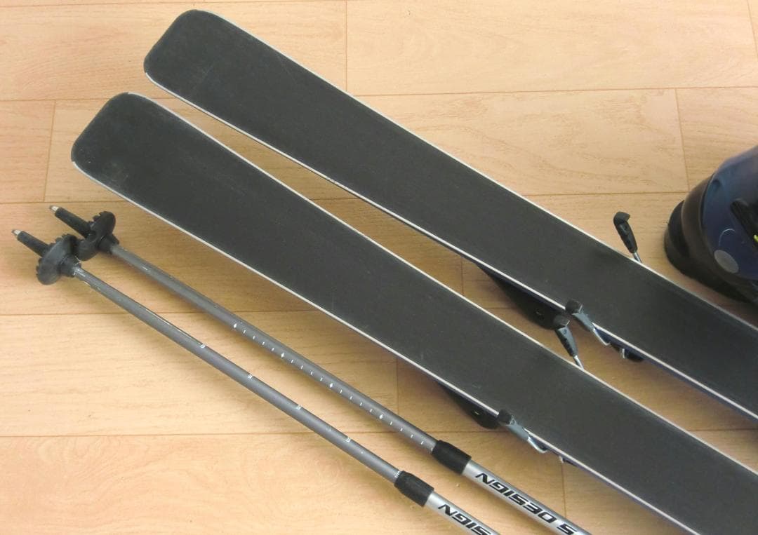 ■■送料無料■CARVING■子供用スキー4点セット■板130/靴23■