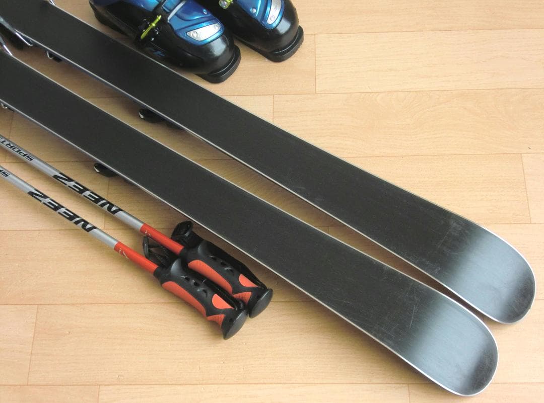 ■■送料無料■CARVING■子供用スキー4点セット■板130/靴23■