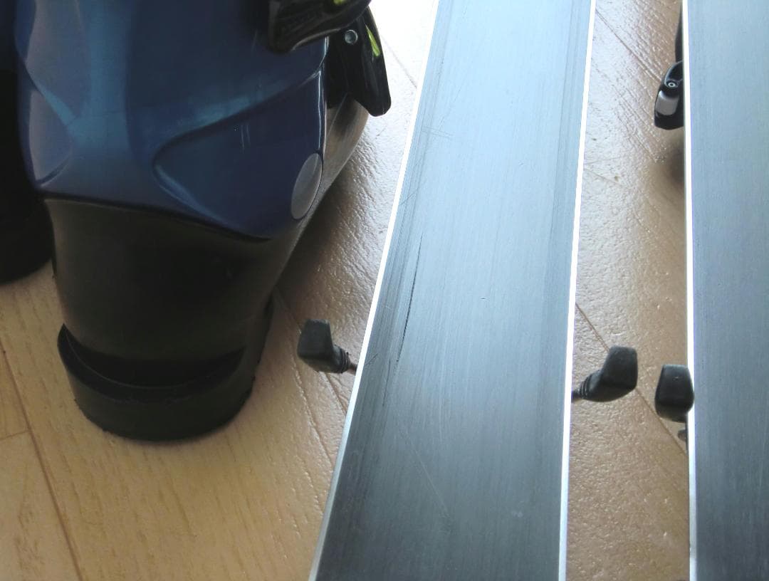 ■■送料無料■CARVING■子供用スキー4点セット■板130/靴23■