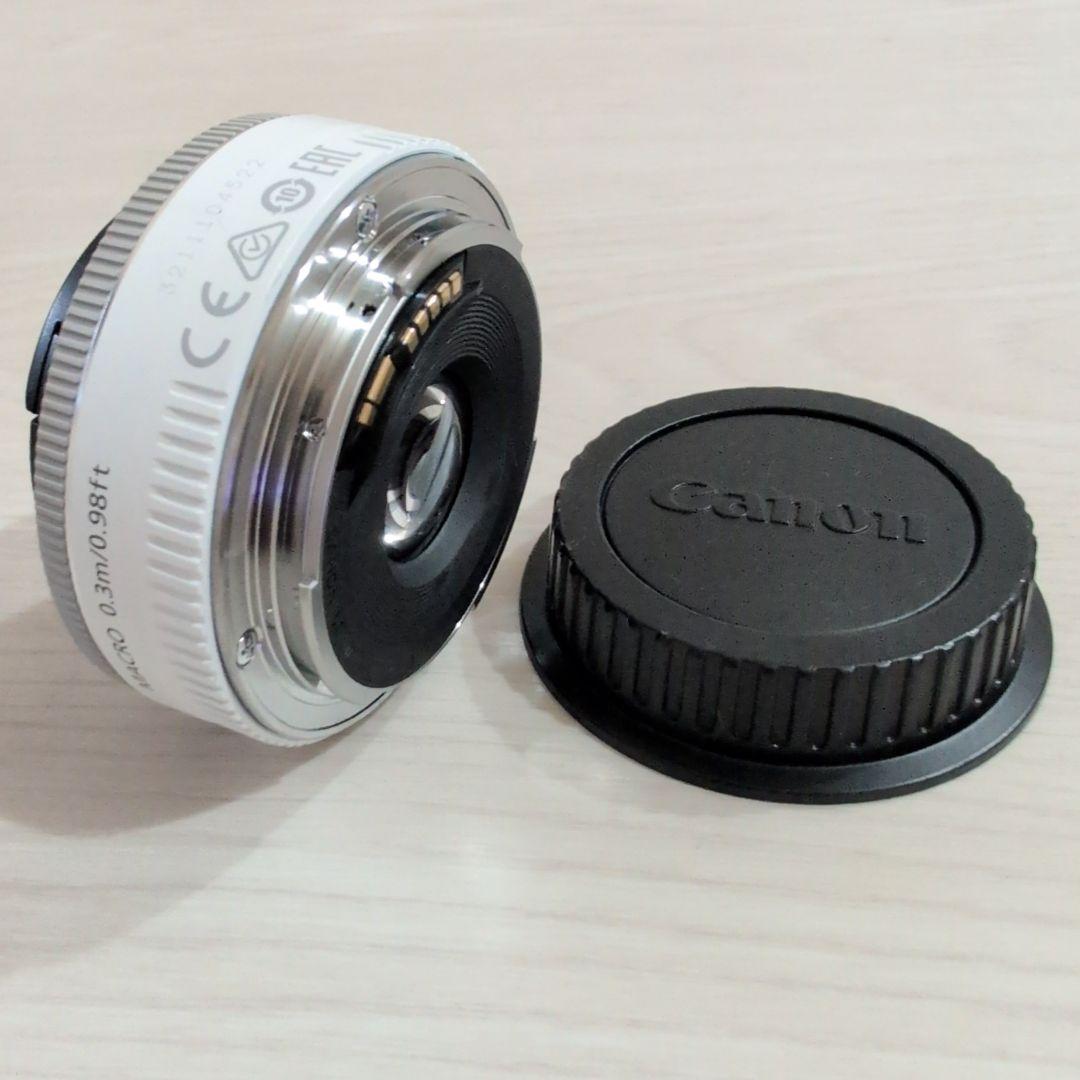 ちーちゃん キャノンEF40mmf2.8STM　希少ホワイト　神レンズ