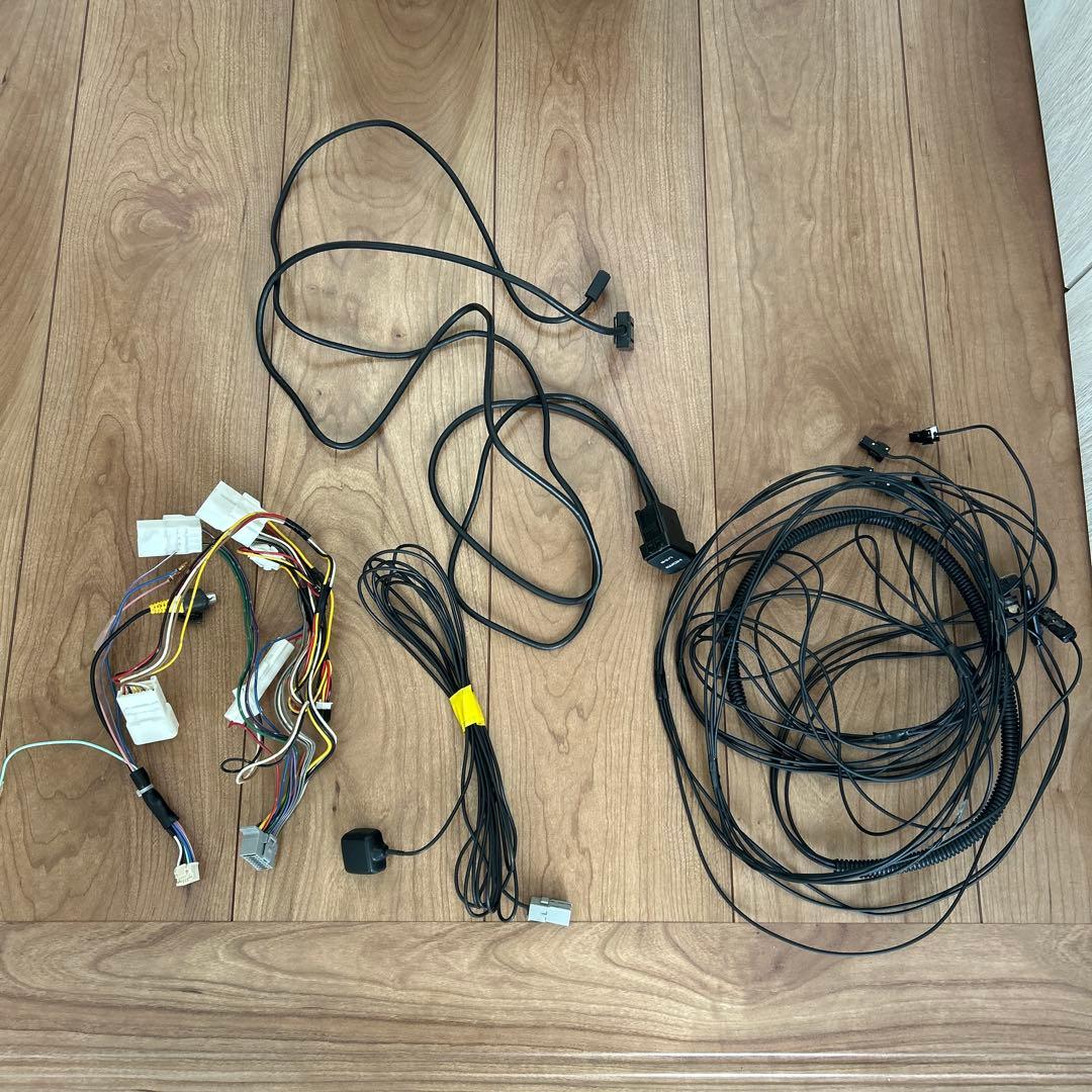 美品8インチナビ2023年地図NSZN-X68Dタント専用パネルセット