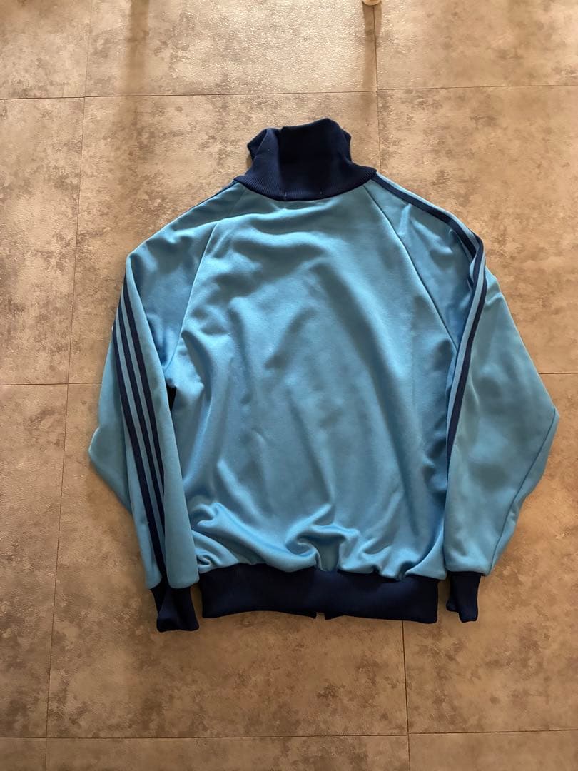 adidas トラックジャケット デサントライトブルー/ネイビー
