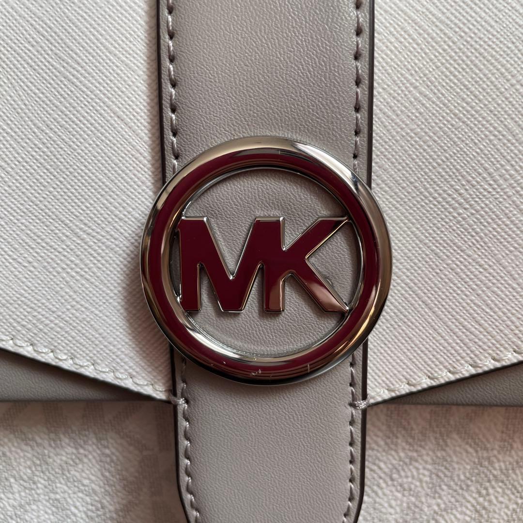 最終値下げ！訳あり新品 MICHAEL KORS ショルダーバッグ ホワイト