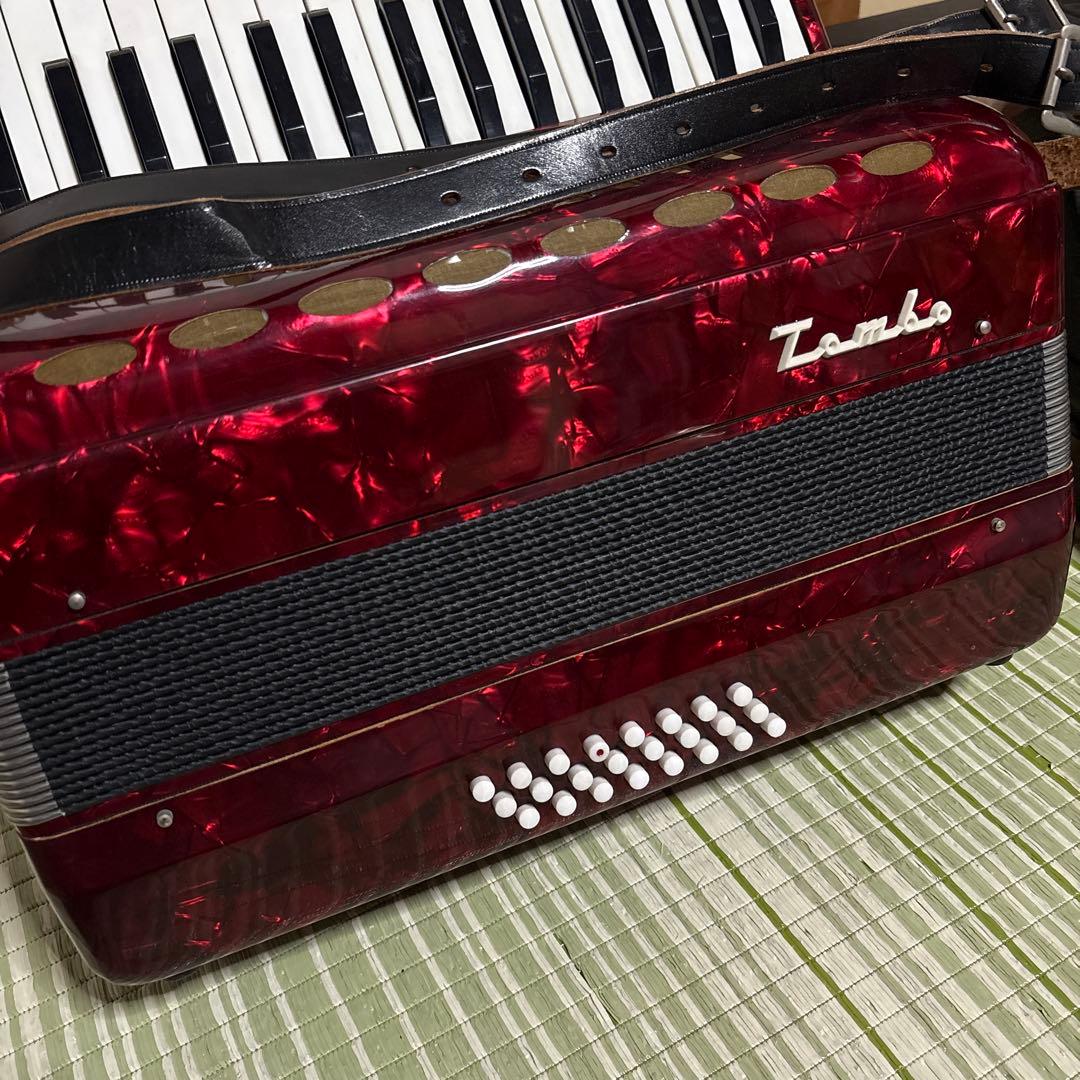 TOMBO アコーディオン　トンボ No.241 ハードケース付　楽器