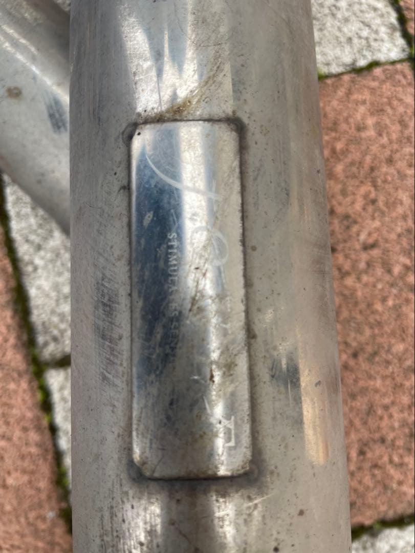 30アルファード ヴェルファイア　左右出しストレートマフラー