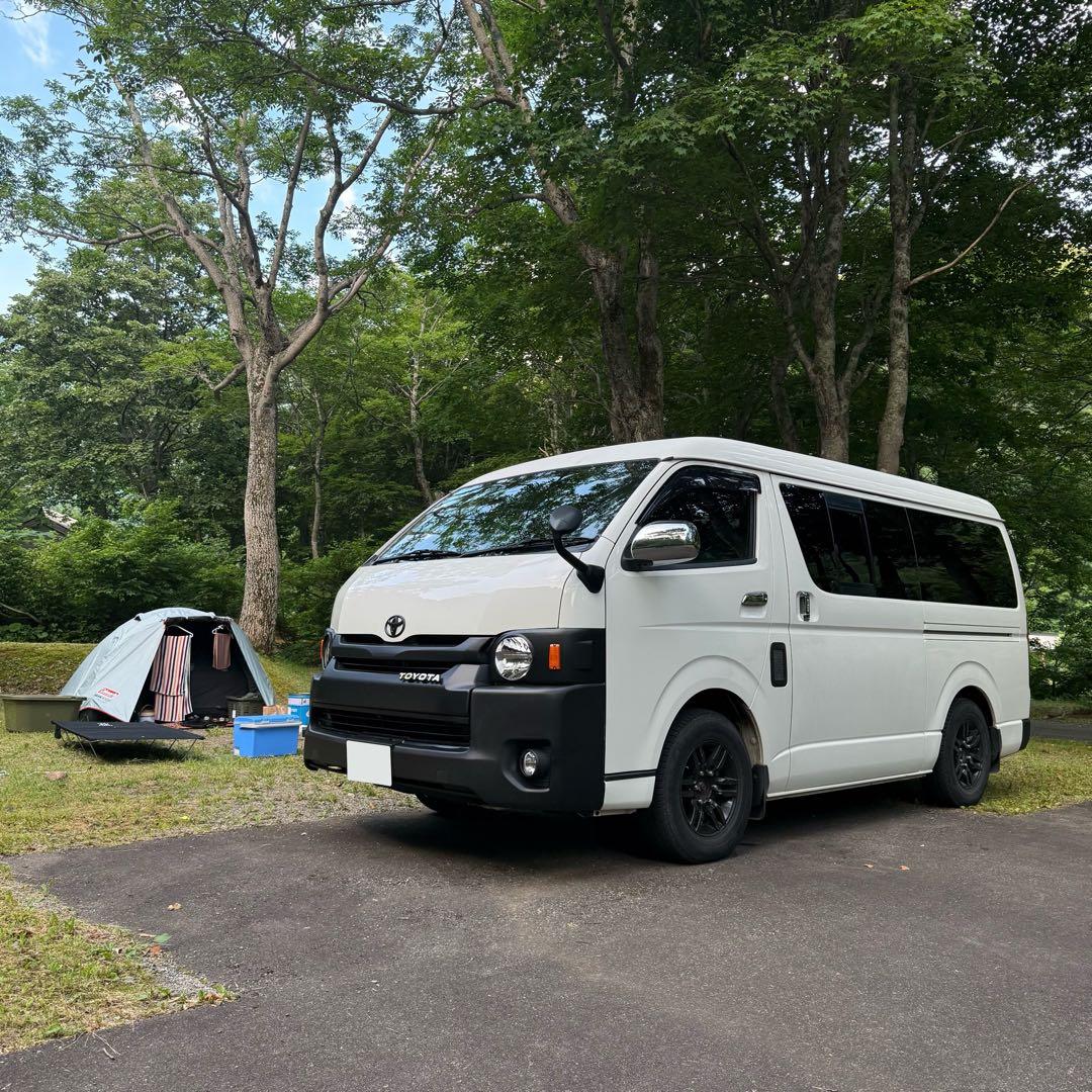 200系ハイエース3型丸目ヘッドライトカバー