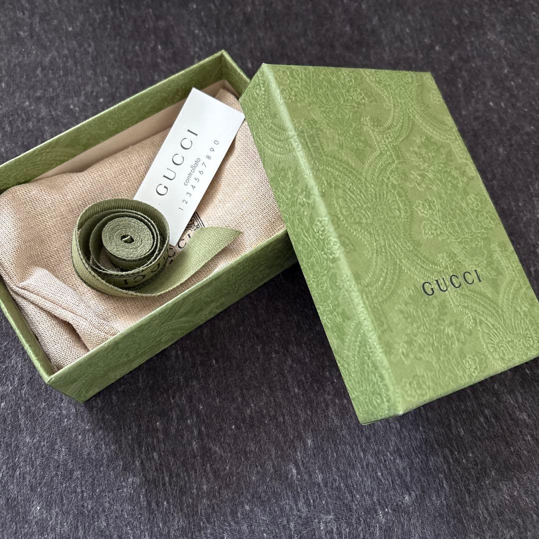 ボ*ュ様 GUCCI キーケース