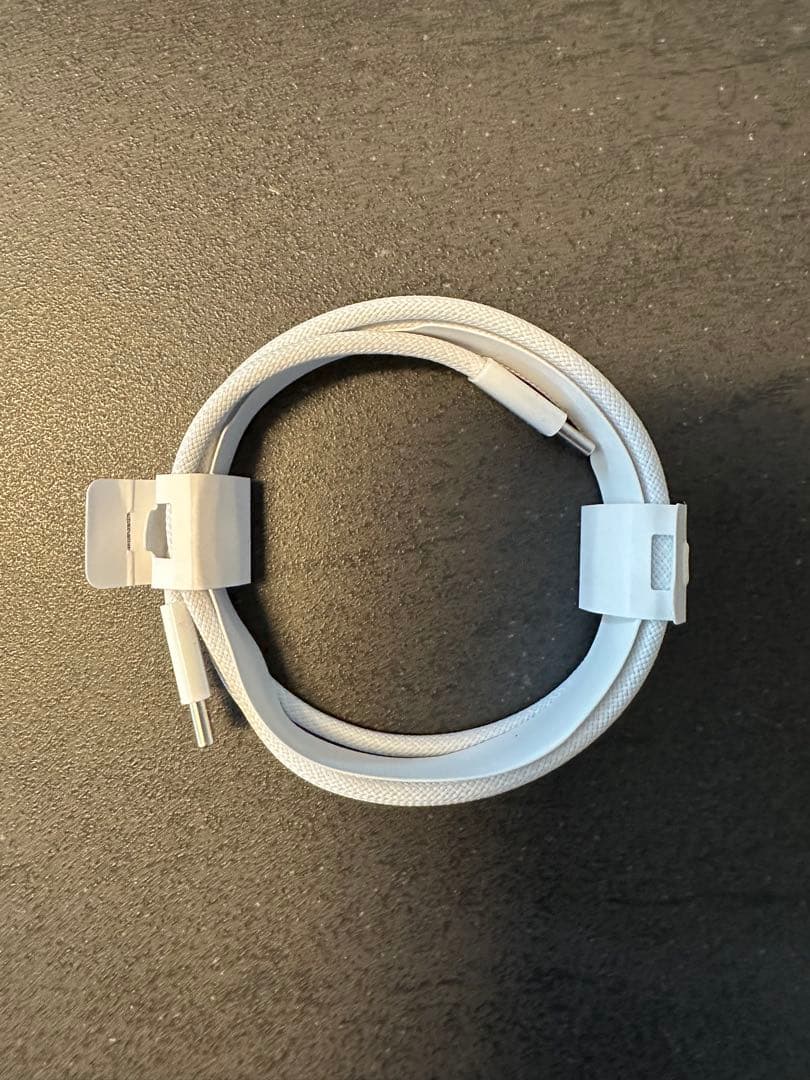 美品 AirPods Pro 第２世代 アップル エアポッズプロ 保証残あり