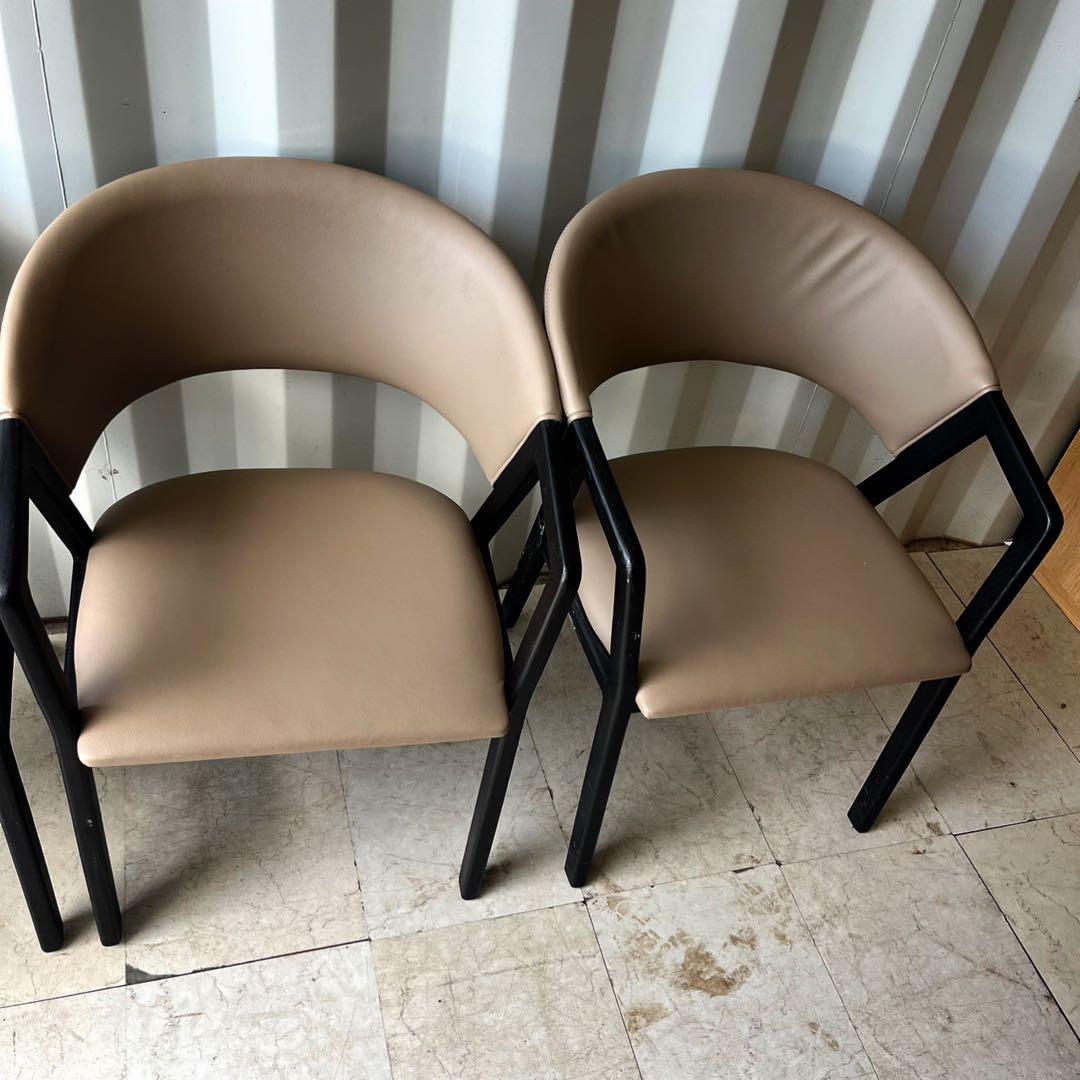 取付無料！アルモニア 北欧モダン風 合皮ベージュ ラウンドダイニングチェア4脚✨