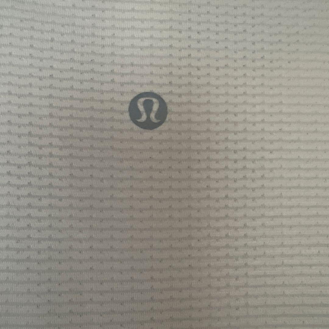 新品未使用　ルルレモン　Swiftly リラックス長袖シャツ サイズ8