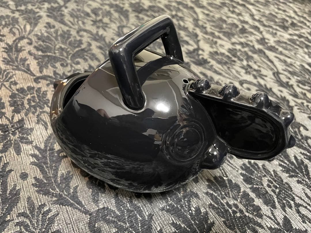 【希少】チェンソーマン劇場版　レゼ編　ブラックポチタのお香立て　インテリア陶器