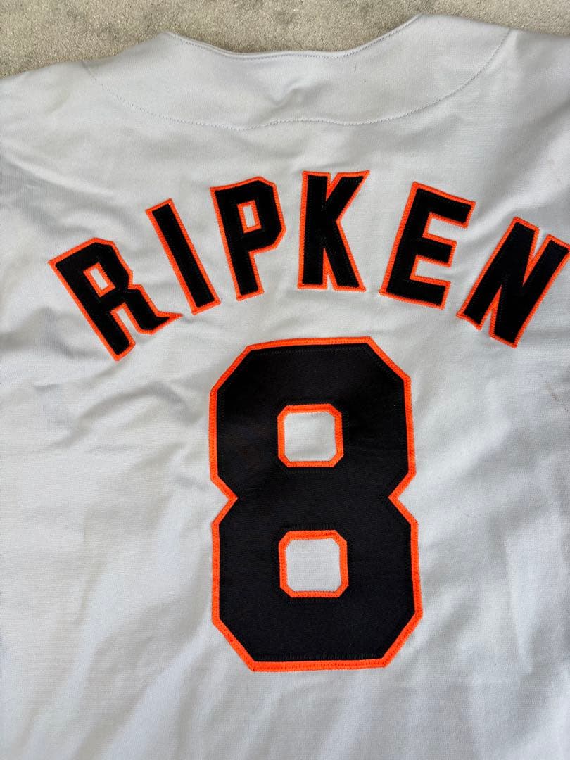 記念グッズ Russell Orioles Jersey #8 Cal Ripken Jr.