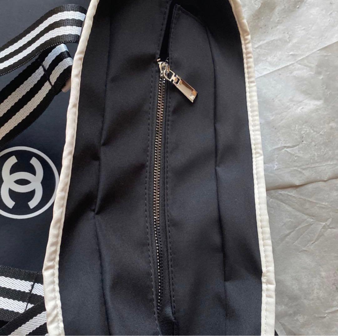 ☆CHANEL☆新品　トートバッグ ロゴ入りトートバッグ