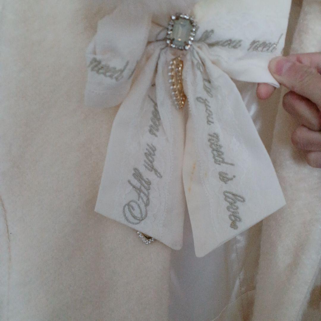 【2/25まで】LIZLISA ホワイトファーコート リボン付き