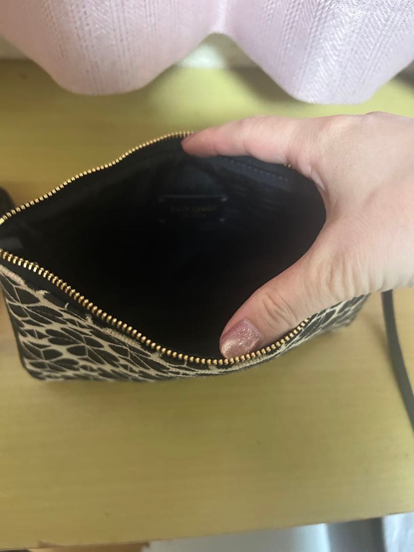 ケイトスペード　katespade バッグ　クローバー　ショルダーバッグ　トート