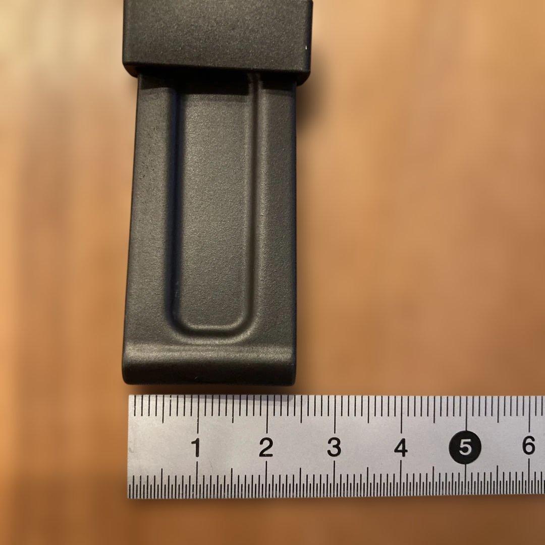 PANERAI ブラック ラバーベルト ケース付き