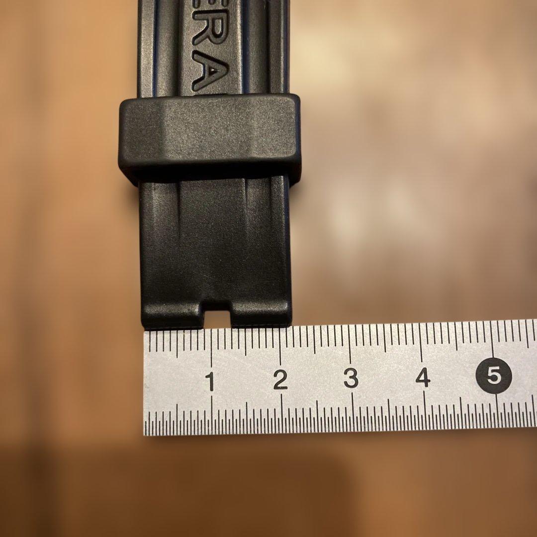 PANERAI ブラック ラバーベルト ケース付き