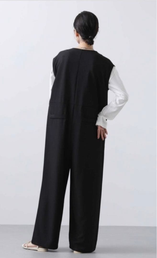 ☆新品未使用☆Gready Brilliant Ｖネックサロペット