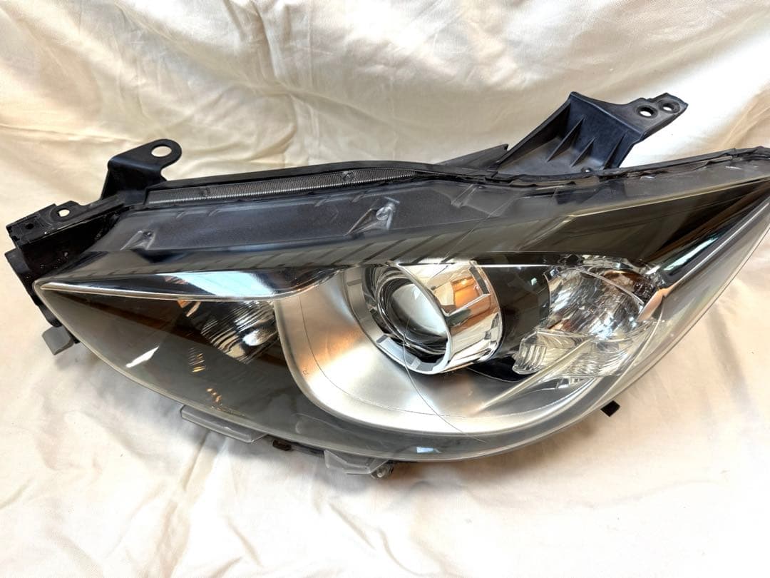 マツダ　CX5 左ヘッドライト