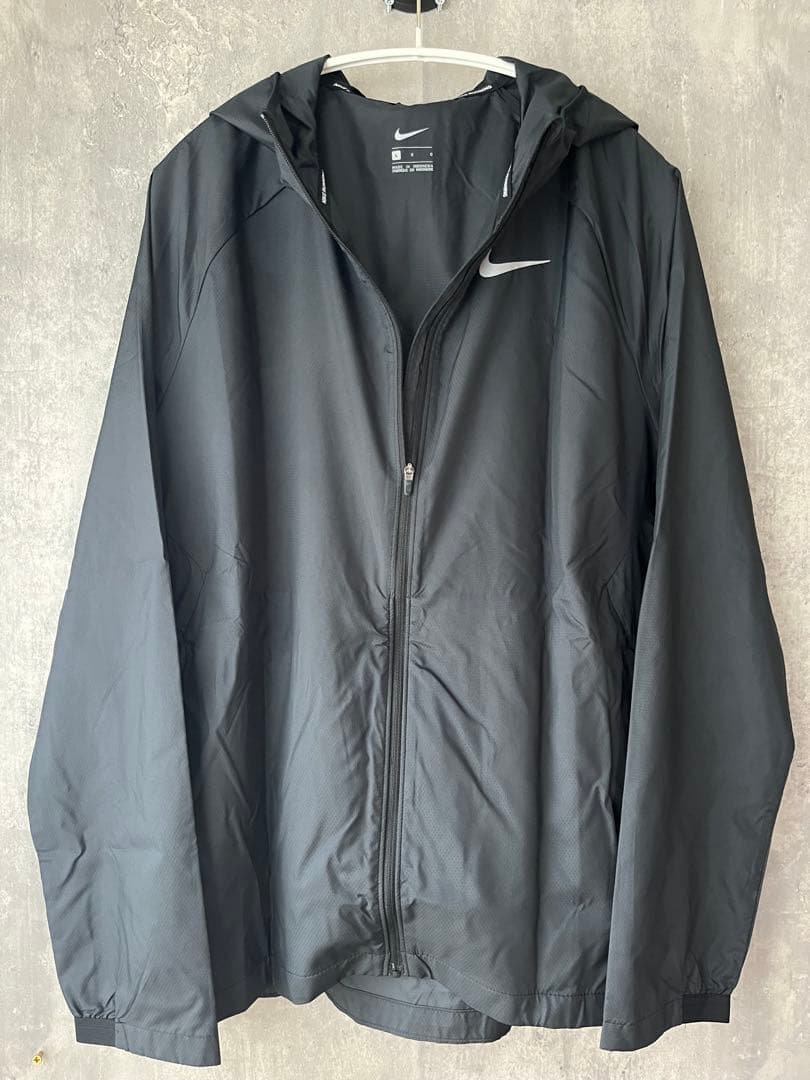 【お得！５点セット】NIKEランニングウェアLサイズ【未使用品】