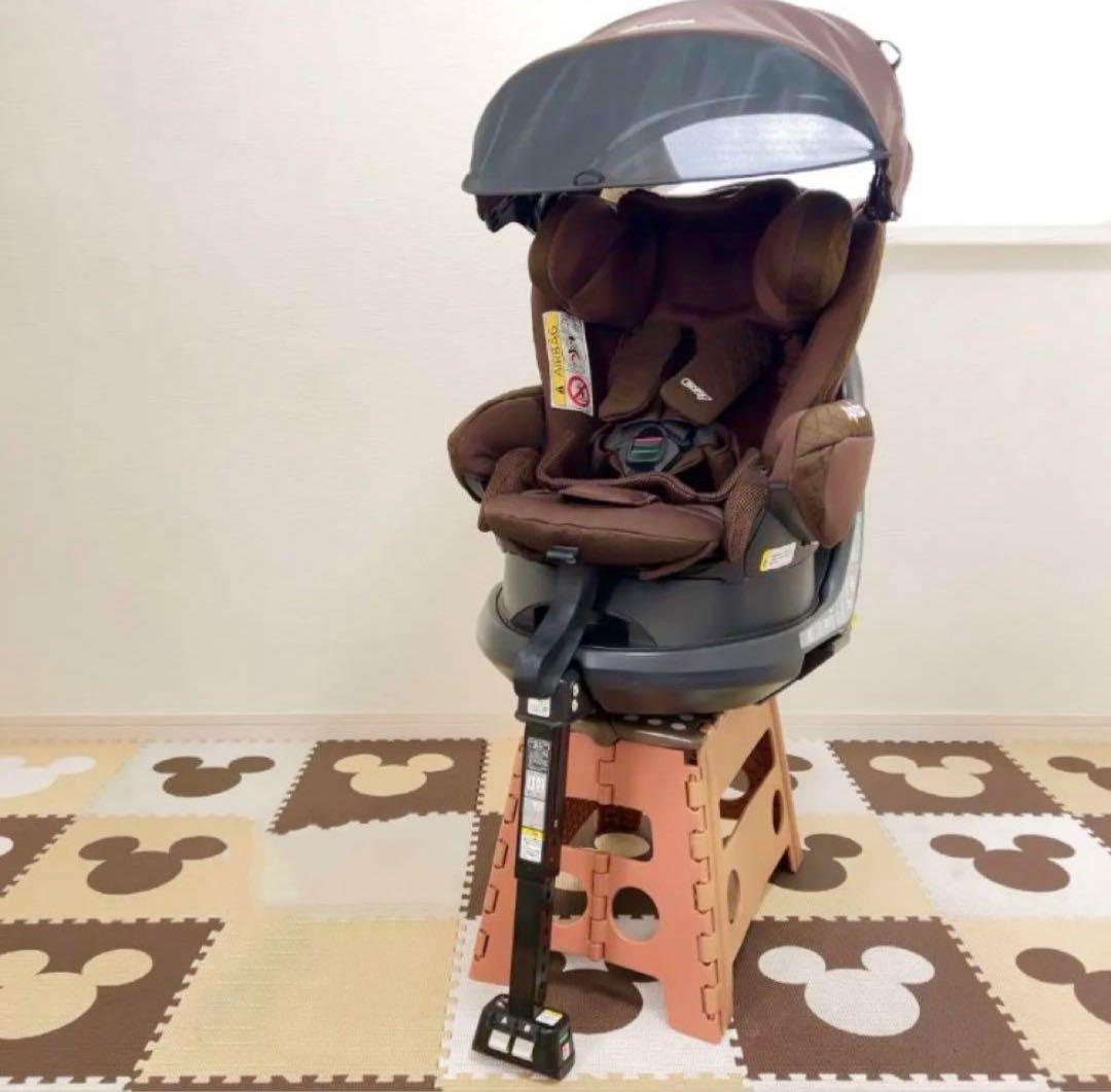 【極美品】アップリカ チャイルドシート フラディアグロウisofix DX