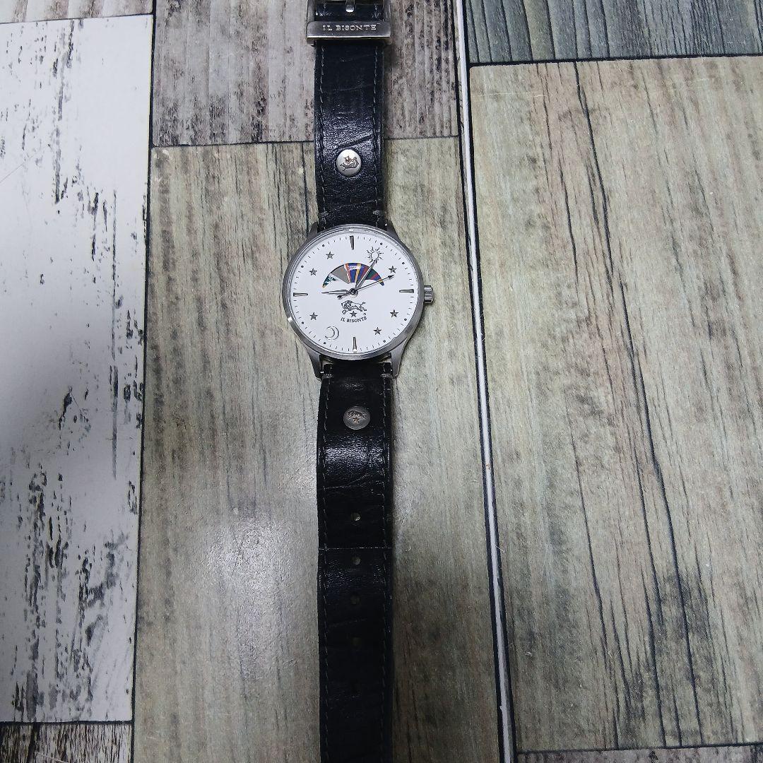 Nendoイルビゾンテ　アナログ腕時計牛革ベルト付き サン&ムーン