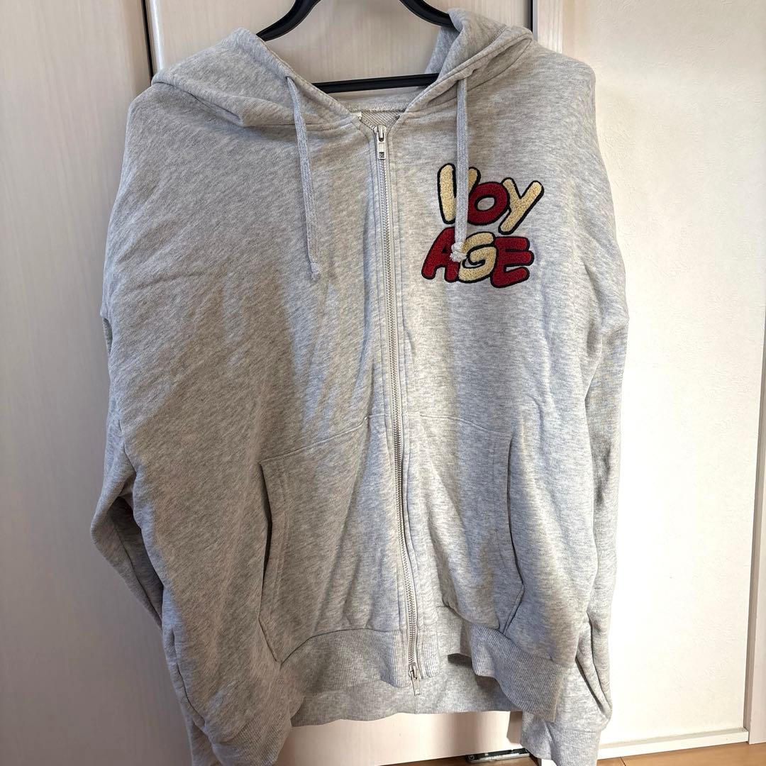 なにわ男子　1stDOMELIVE VoyAGE パーカー