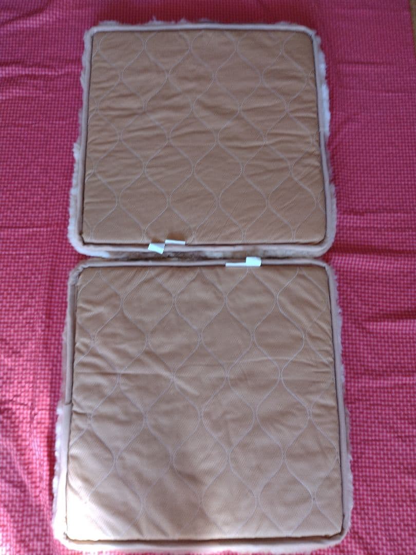 エクセルヒューマンExcelHuman ムートン座布団　新品未使用