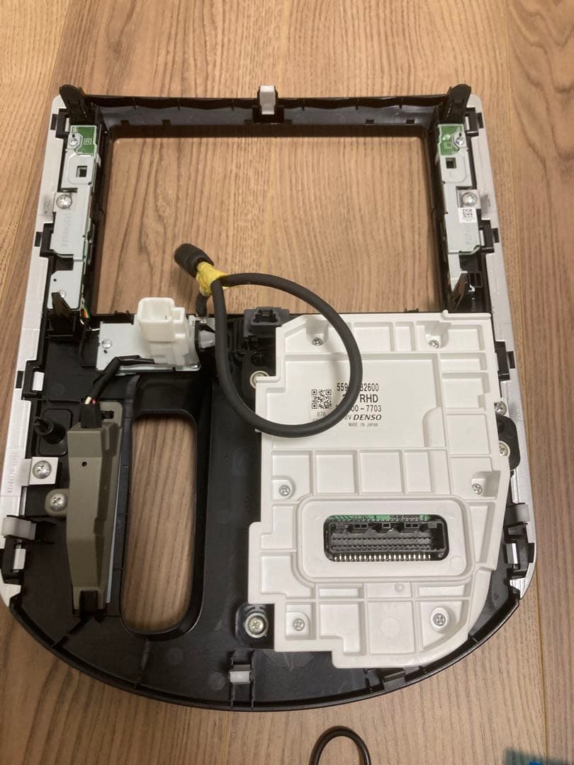 完動品　タント　LA600S 8インチナビ