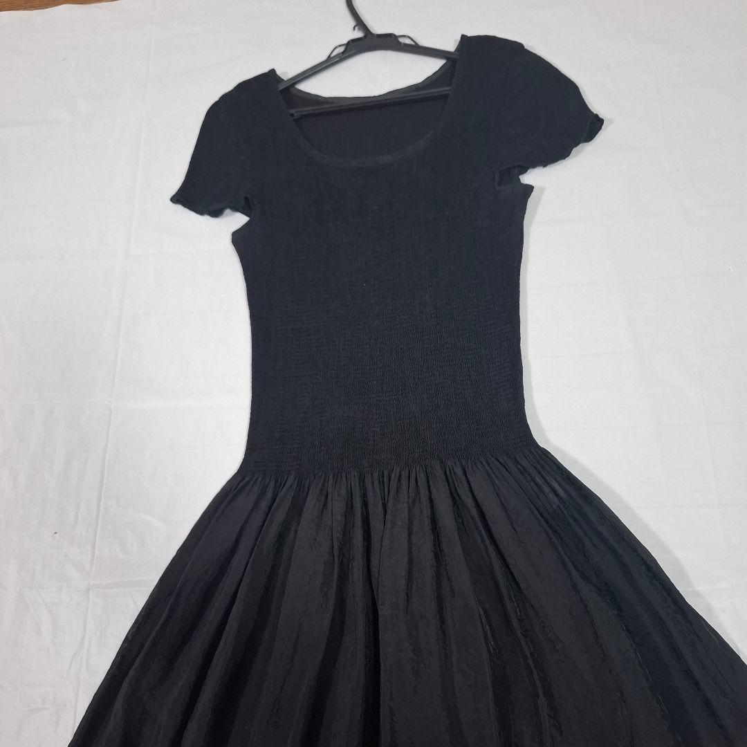 スペッチオ 日本製 シャトルプリーツ ロングワンピース 脇デザイン 黒 40