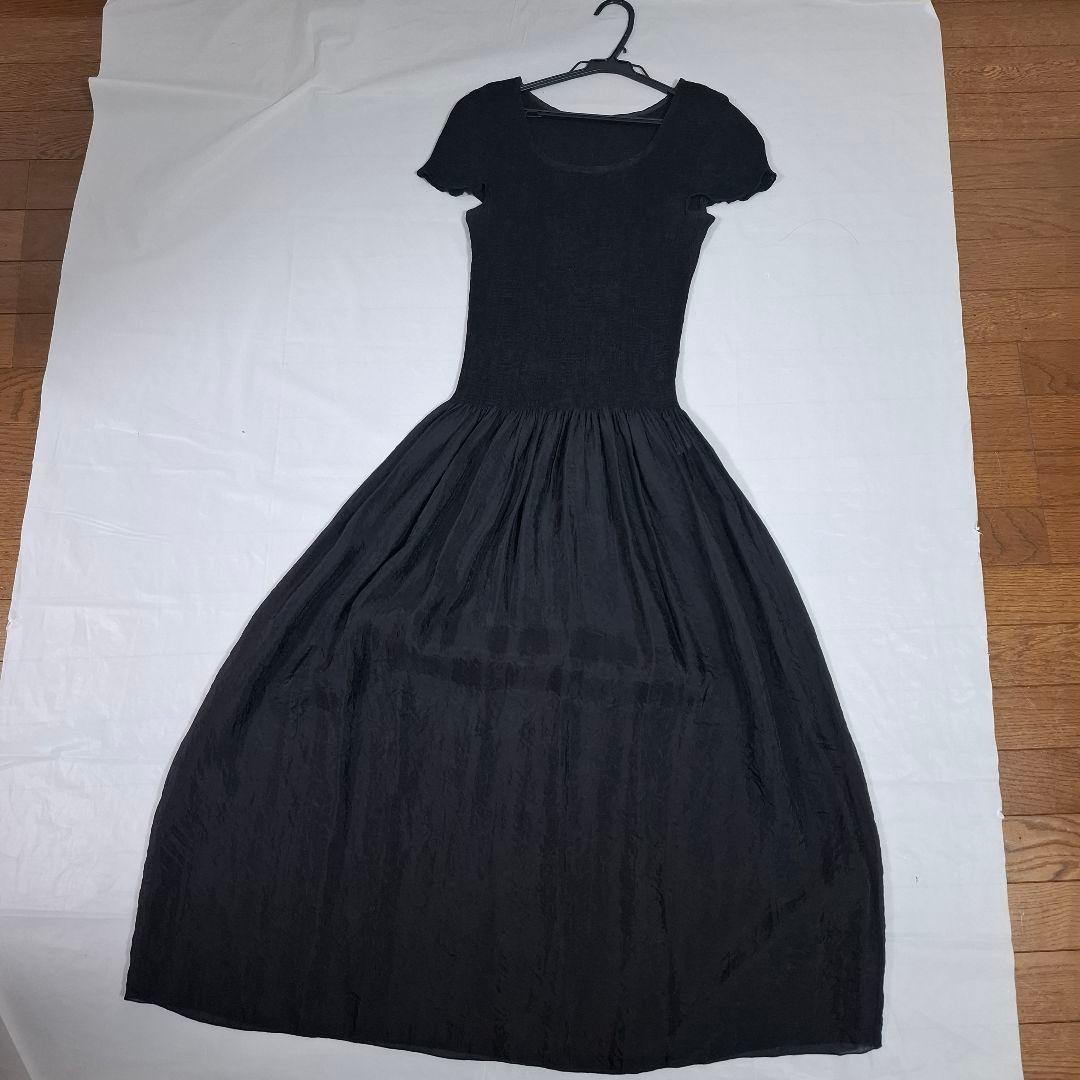 スペッチオ 日本製 シャトルプリーツ ロングワンピース 脇デザイン 黒 40