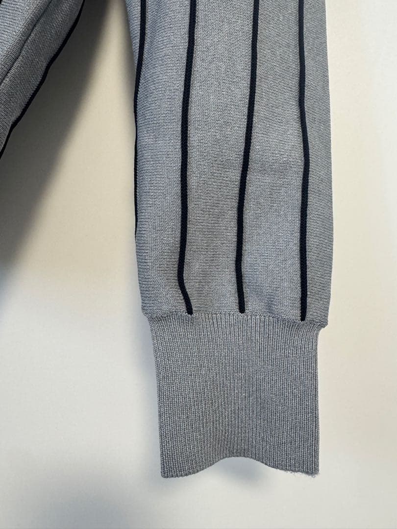 美品！PEARLY GATESニットセーターワッペン